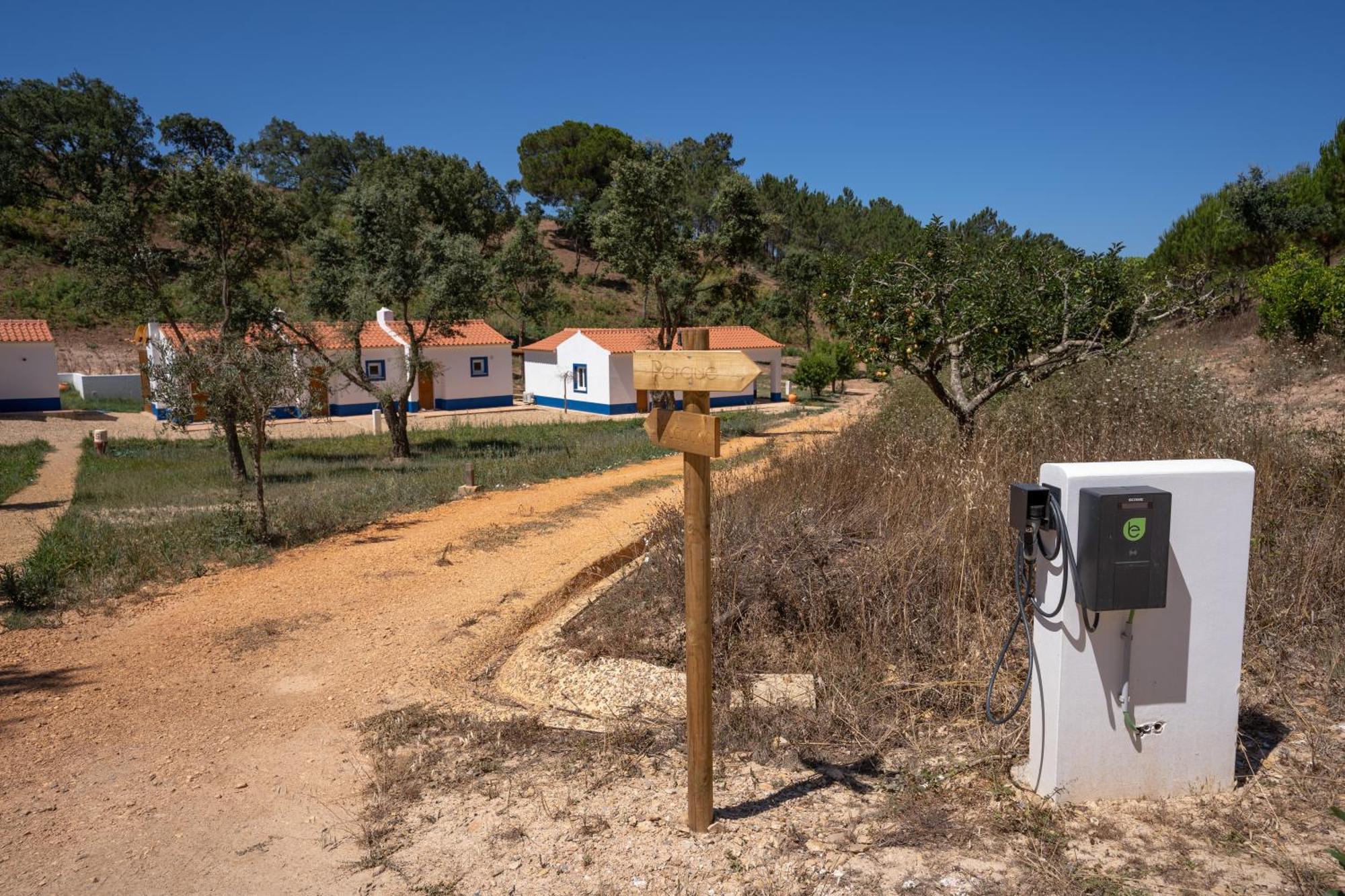 Vale Da Cassiopeia Guest House Cercal do Alentejo ภายนอก รูปภาพ